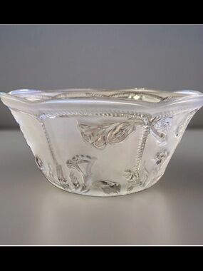 Elegant Frosted Glass with embossed Floral design Bowl - KIG Indonesia
